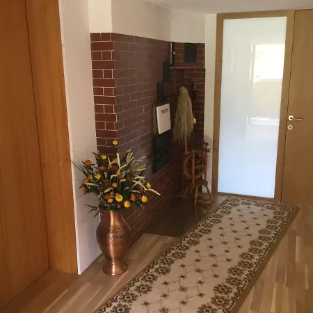 Gaestehaus Pfandl Au (Bregenz)